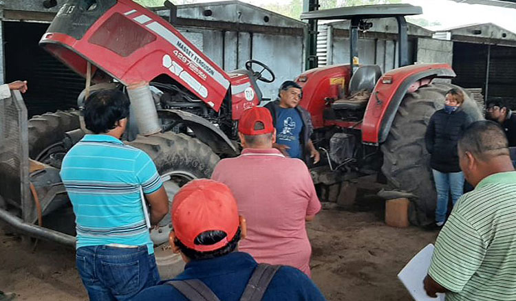 Fotografía Capacitación en operador de maquinarias agrícolas