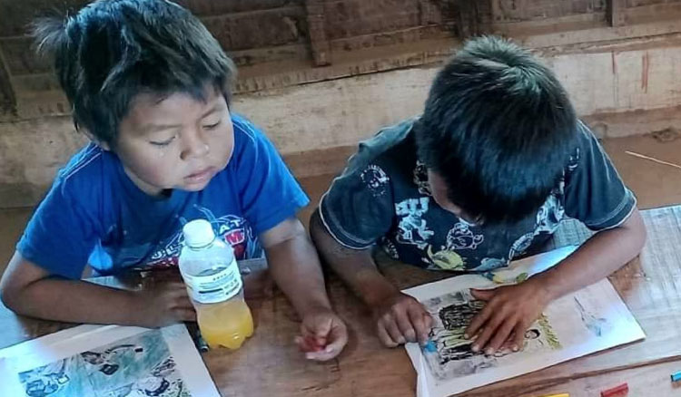 Fotografía Encuentro de intercambios de lectura y escritura en lengua materna