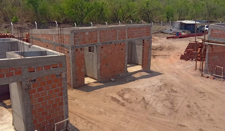 Fotografía Obra integral en la escuela Monte Sinaí de Salvador Mazza