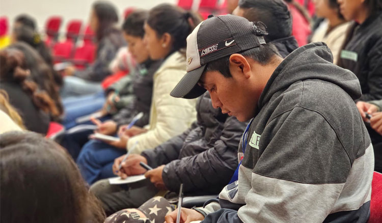 Fotografía: Becas Maxi Sánchez para estudiantes de nivel superior de pueblos originarios