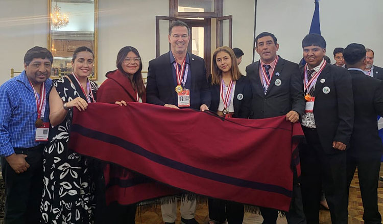 Fotografía: Delegación de Salta brilla en Perú en la Expo Ciencia 2024