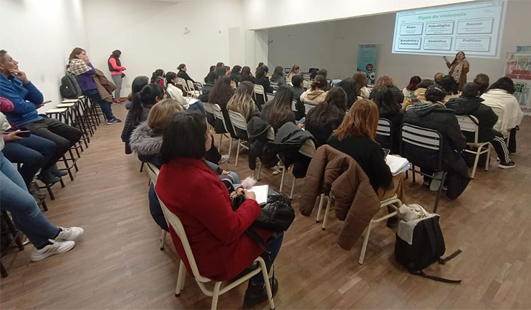 Fotografía: Educación capacitó a docentes sobre la ESI