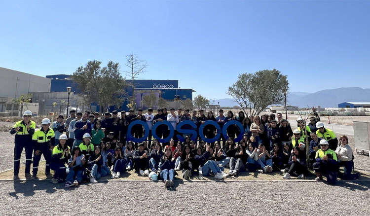 Estudiantes de Escuelas Técnicas visitaron las instalaciones de POSCO Argentina Fotografía: Estudiantes de Escuelas Técnicas visitaron las instalaciones de POSCO Argentina