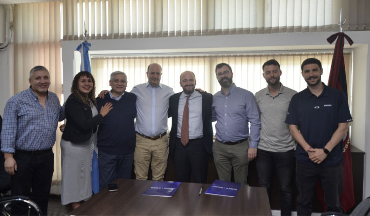 Fotografía: Educación firmó un convenio de cooperación para fortalecer la formación técnica y agroindustrial