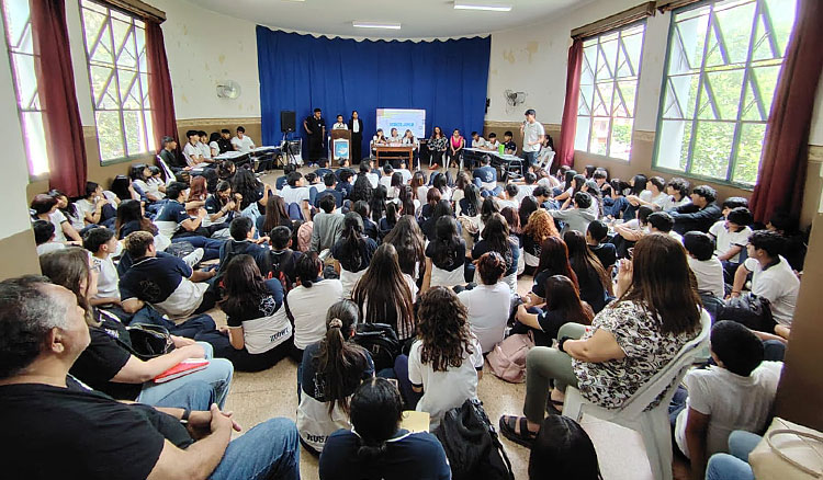 Fotografía: Alrededor de 200 estudiantes participaron del Proyecto Debate Joven