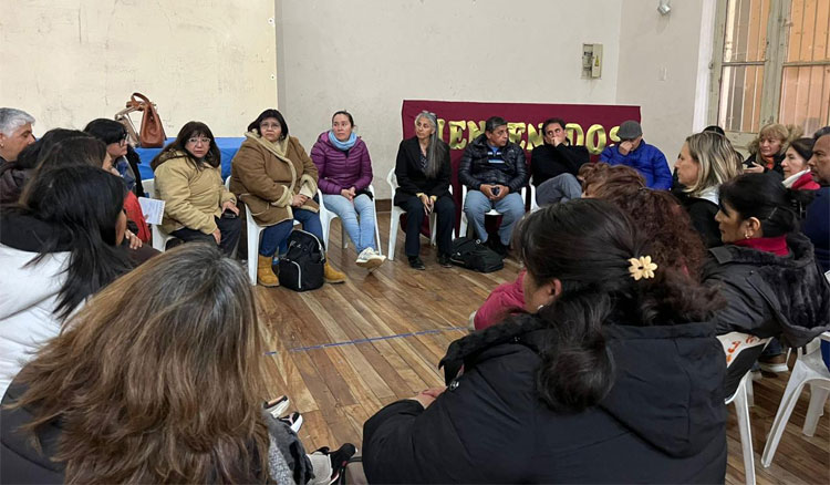 Fotografía: Más de 500 docentes participaron de una mesa de trabajo para fortalecer la Educación Física en Salta
