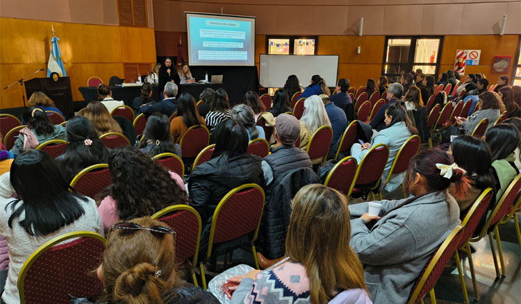 Fotografía: Finalizó el dictado presencial de la capacitación docente "Educadores frente a la trata"