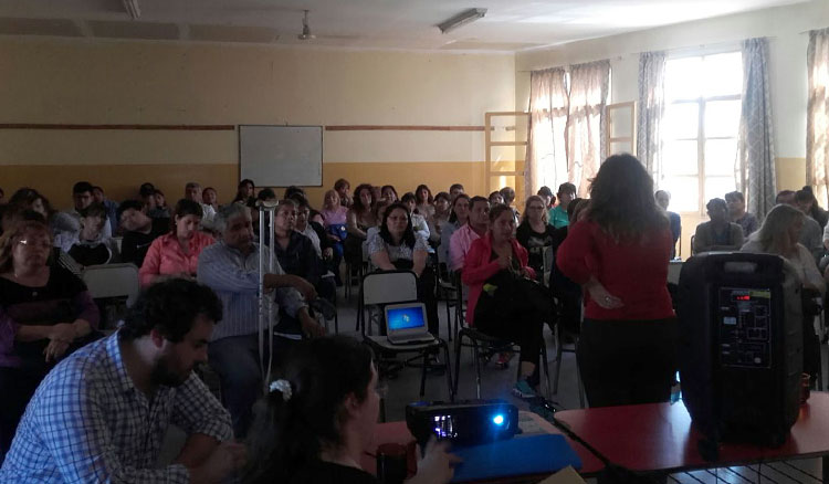Actividades preventivas con familias, estudiantes, preceptores Actividades preventivas con familias, estudiantes, preceptores