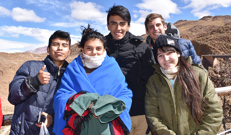 Estudiantes destacados viajaron en el Tren a las Nubes