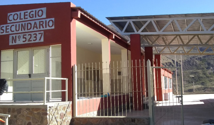 Finalizó la construcción de un colegio secundario en paraje Poscaya